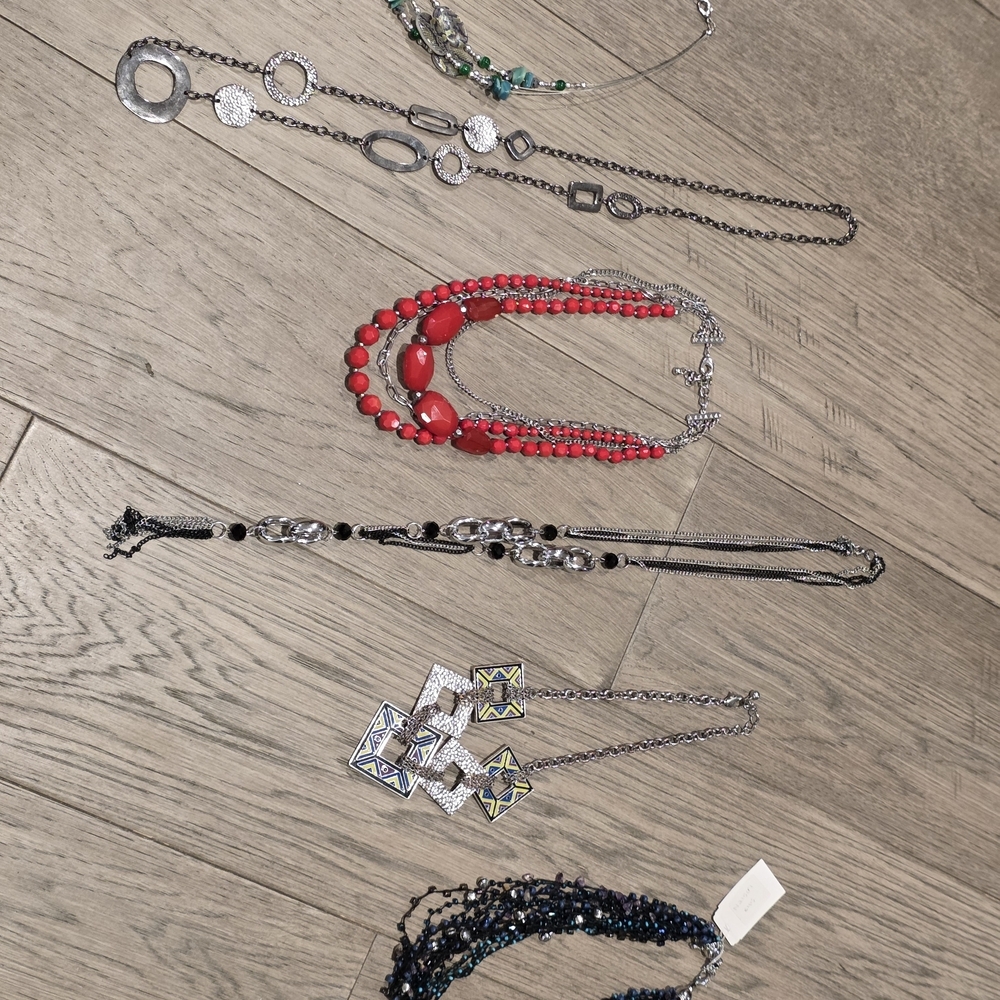 Elegant Silver and Red Necklace Set